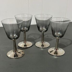 4 vintage Dorthy Thorpe France silver fade shot cordial glasses